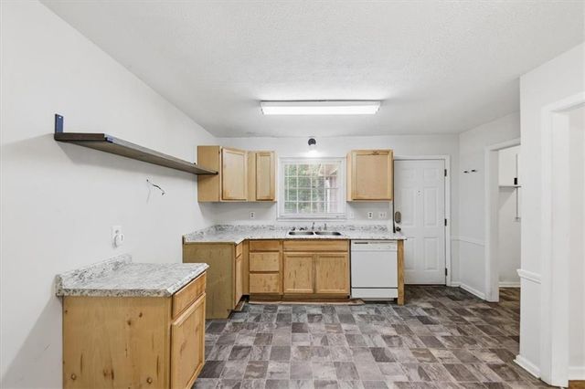 1009 Highway 85 S, Fayetteville, GA 30215