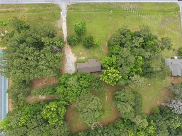 1009 Highway 85 S, Fayetteville, GA 30215