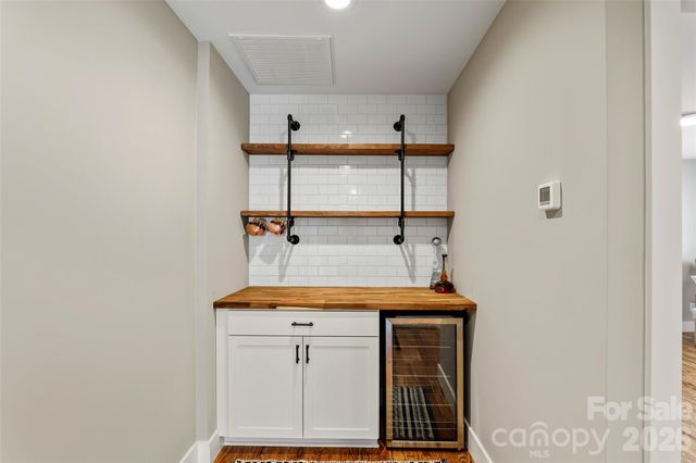 21 Wood Path Lane, Arden, NC 28704