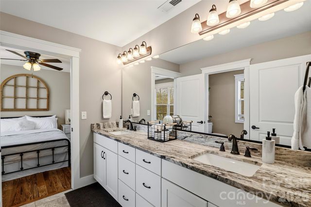 21 Wood Path Lane, Arden, NC 28704