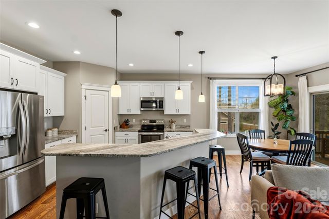 21 Wood Path Lane, Arden, NC 28704