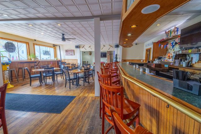 7077 Main Street, Readsboro, VT 05350