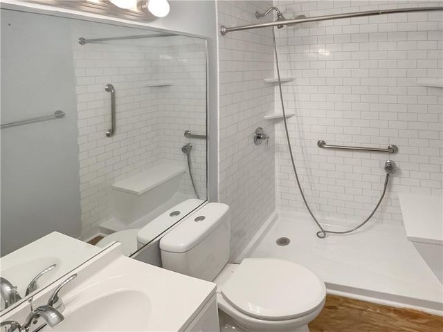 5855 W Amalfi Way, Douglasville, GA 30135