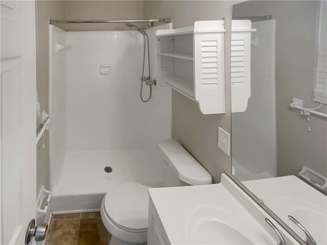 5855 W Amalfi Way, Douglasville, GA 30135