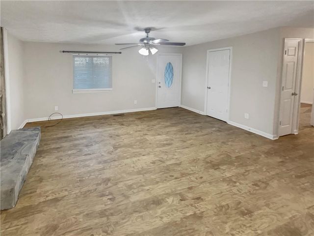 5855 W Amalfi Way, Douglasville, GA 30135