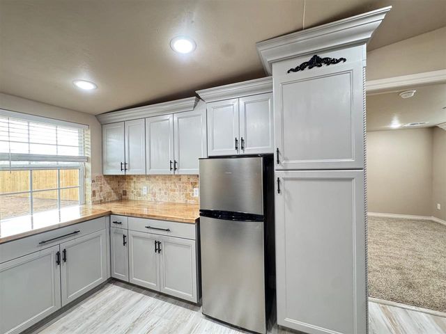 304 W Shields St, Fletcher, OK 73541