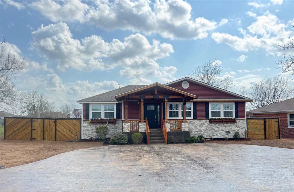 304 W Shields St, Fletcher, OK 73541