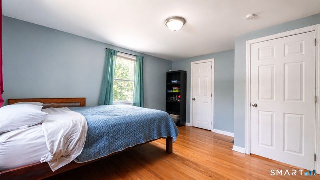 6 Sinclair Street, Windsor, CT 06095
