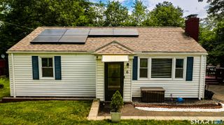 6 Sinclair Street, Windsor, CT 06095