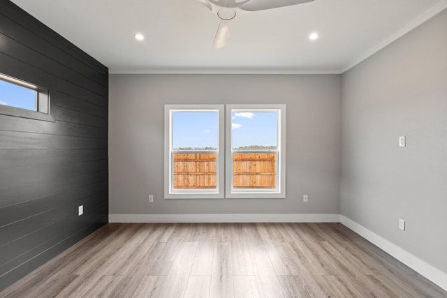 2029 Applewood DR, Lockhart, TX 78644