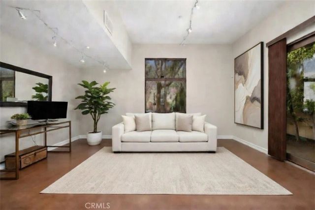 1406 S California D, Monrovia, CA 91016