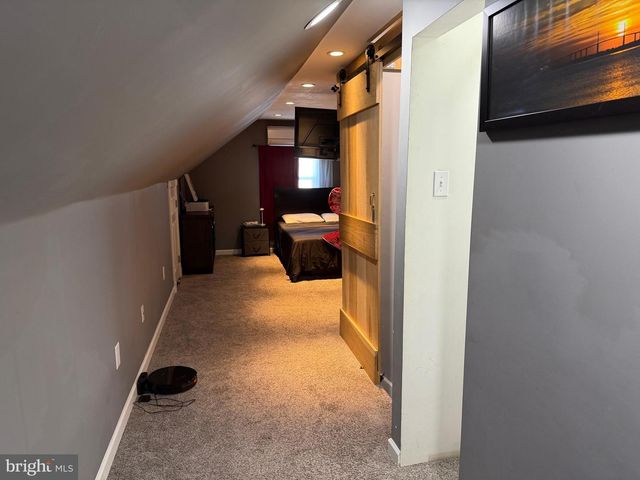 127 DORY CT, Beverly, NJ 08010