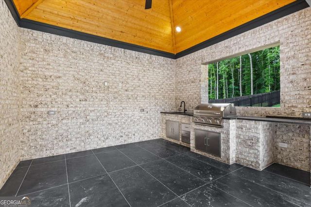 681 Old Peachtree Road, Lawrenceville, GA 30043