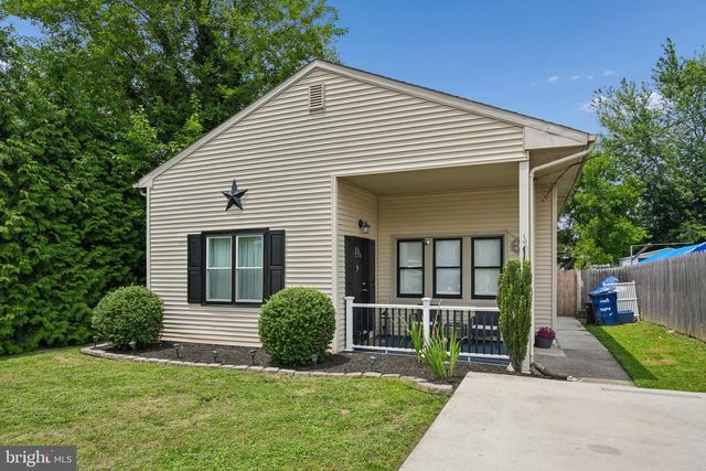 2 CORNELL AVE, Somerdale, NJ 08083