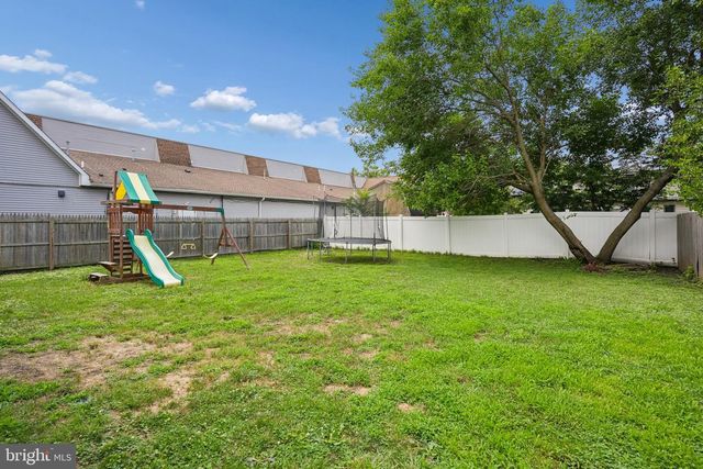 2 CORNELL AVE, Somerdale, NJ 08083