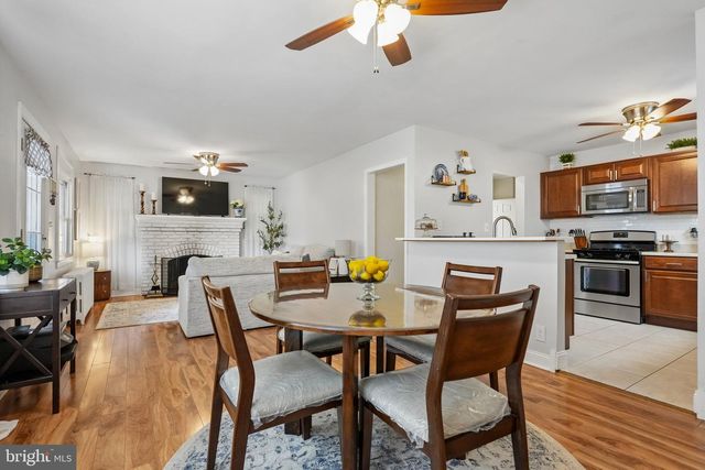2 CORNELL AVE, Somerdale, NJ 08083