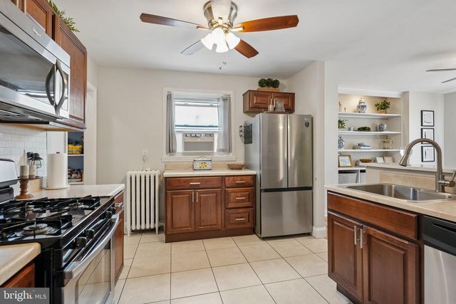 2 CORNELL AVE, Somerdale, NJ 08083