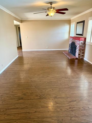 3313 Colonial Dr, Modesto, CA 95350