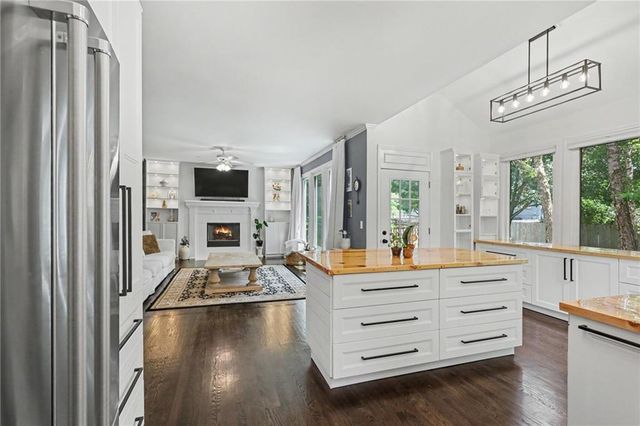 14059 W 147th Place, Olathe, KS 66062