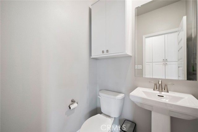 19101 Bluewave Court, Huntington Beach, CA 92648