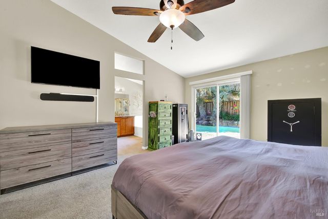 921 Topaz Cir, Vacaville, CA 95687
