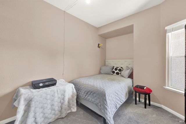 921 Topaz Cir, Vacaville, CA 95687