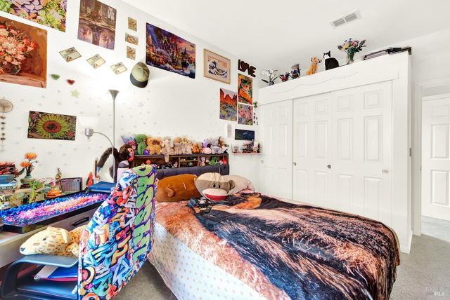 921 Topaz Cir, Vacaville, CA 95687