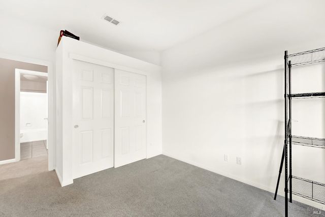 921 Topaz Cir, Vacaville, CA 95687