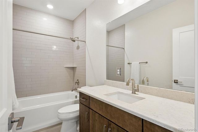 8960 Bellsong Circle, Littleton, CO 80125