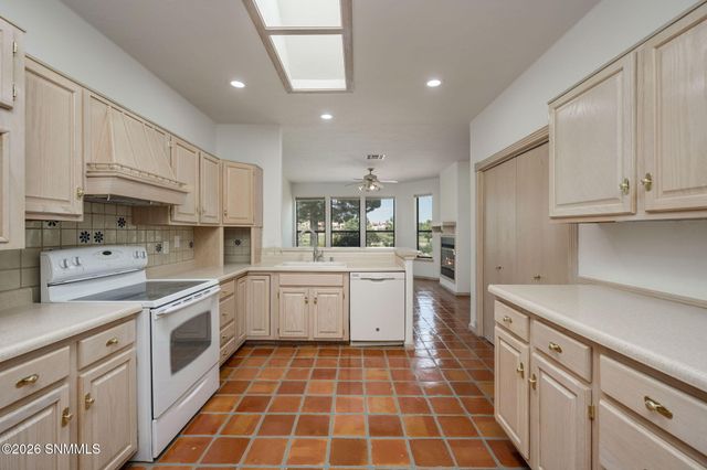 6712 Camino Blanco, Las Cruces, NM 88007