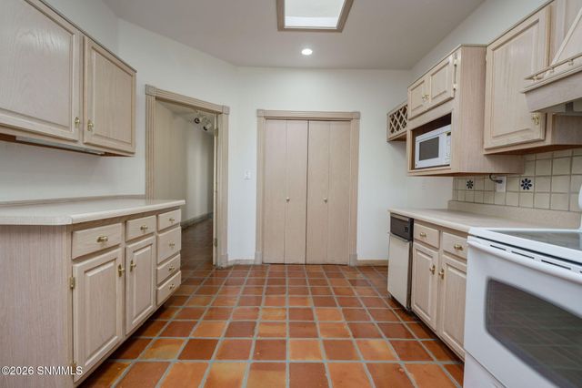 6712 Camino Blanco, Las Cruces, NM 88007