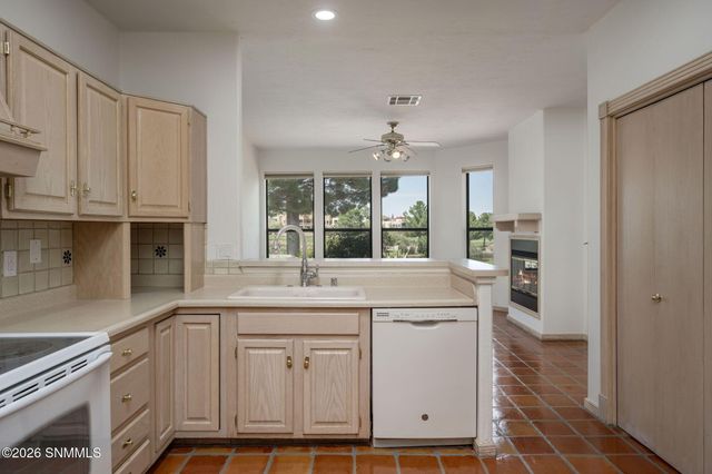 6712 Camino Blanco, Las Cruces, NM 88007