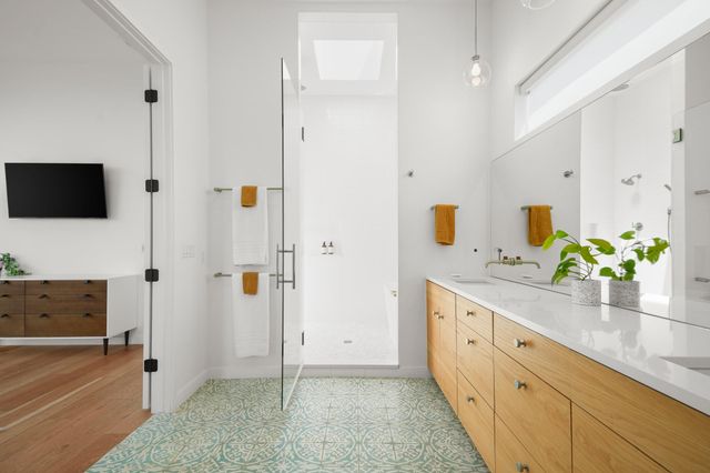 3005 S 4th ST 1, Austin, TX 78704