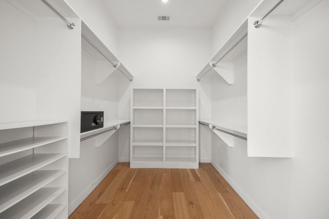 3005 S 4th ST 1, Austin, TX 78704