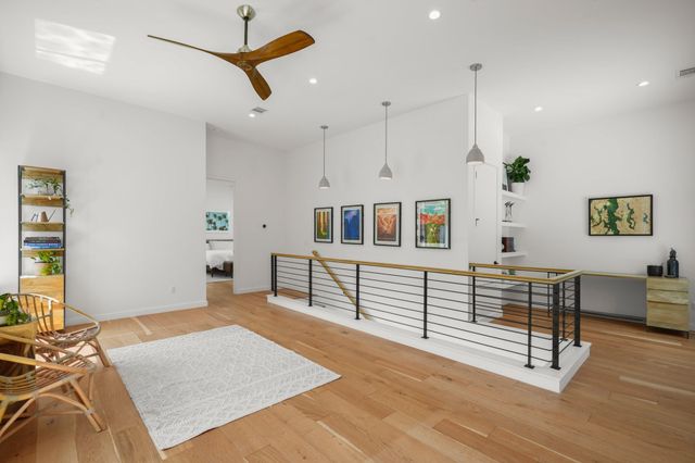 3005 S 4th ST 1, Austin, TX 78704