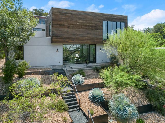 3005 S 4th ST 1, Austin, TX 78704