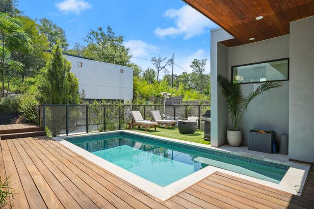 3005 S 4th ST 1, Austin, TX 78704