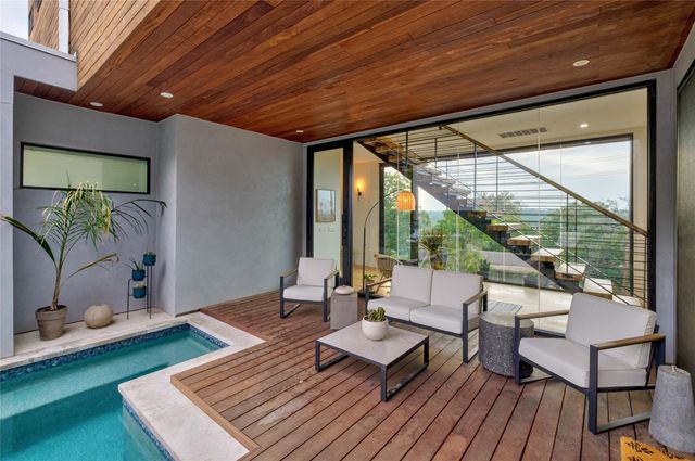 3005 S 4th ST 1, Austin, TX 78704