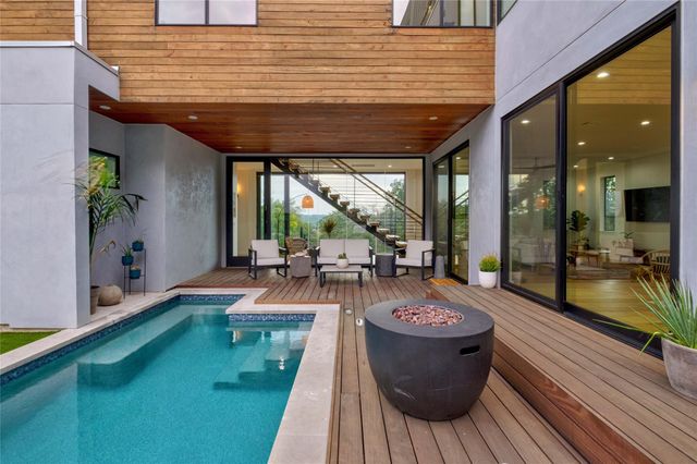 3005 S 4th ST 1, Austin, TX 78704