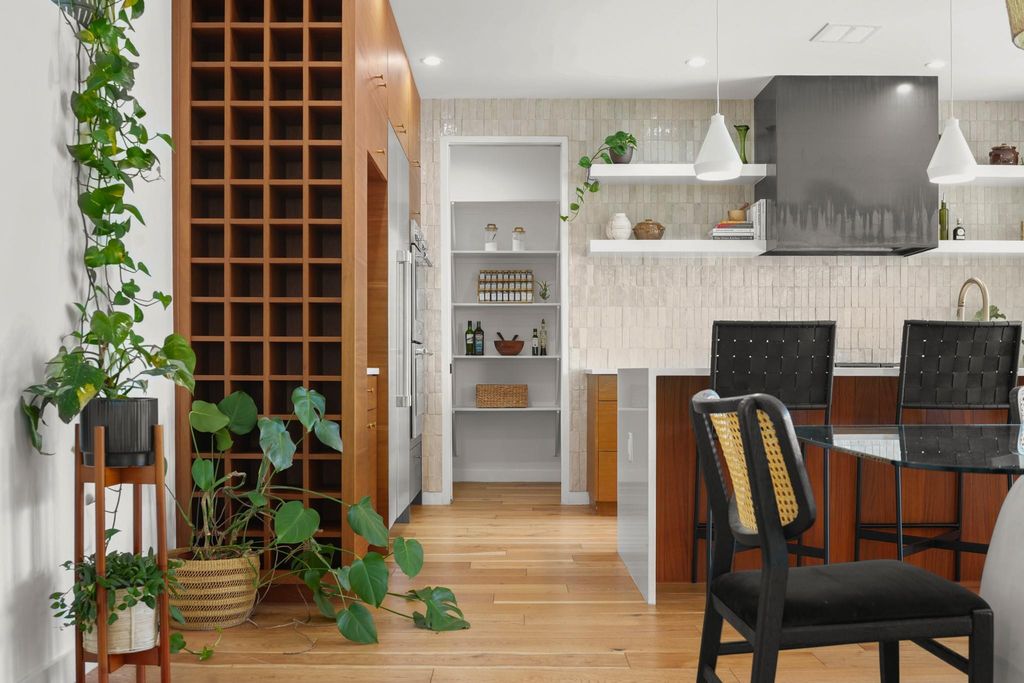 3005 S 4th ST 1, Austin, TX 78704