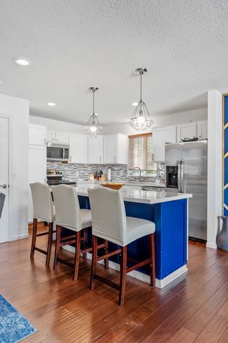 8195 Darcy Lane, Inver Grove Heights, MN 55076
