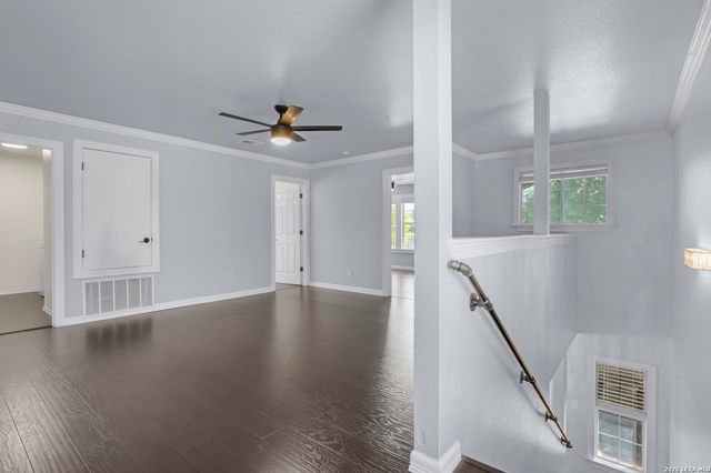 7831 Saddle Run, Selma, TX 78154