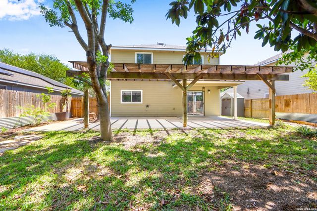 7831 Saddle Run, Selma, TX 78154