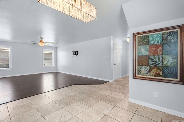 7831 Saddle Run, Selma, TX 78154