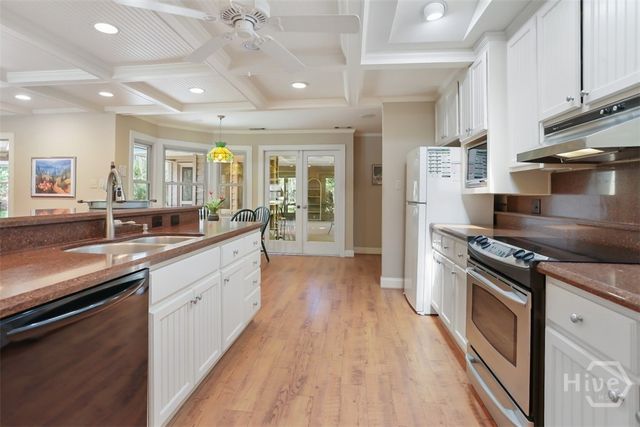 7 Mistletoe Court, Savannah, GA 31419