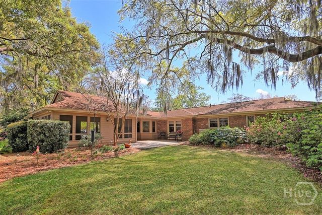 7 Mistletoe Court, Savannah, GA 31419