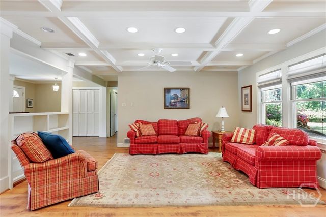 7 Mistletoe Court, Savannah, GA 31419