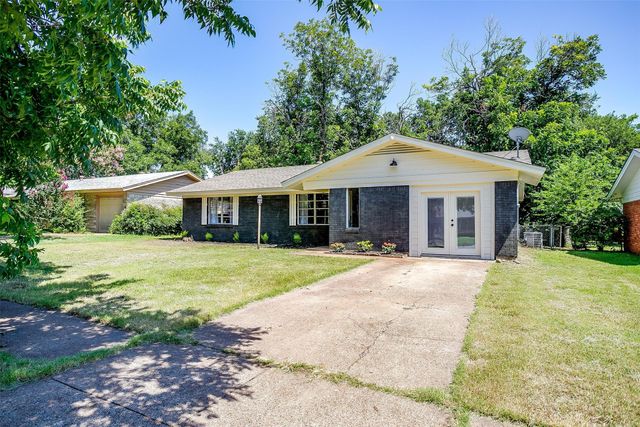 1309 Manor Drive, Cleburne, TX 76033