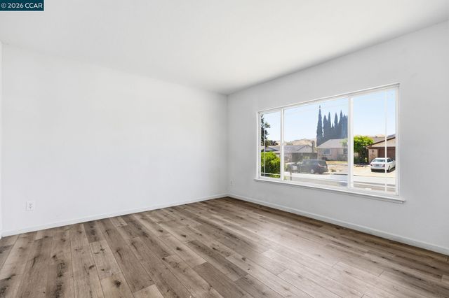 20 Buena Vista, Pittsburg, CA 94565
