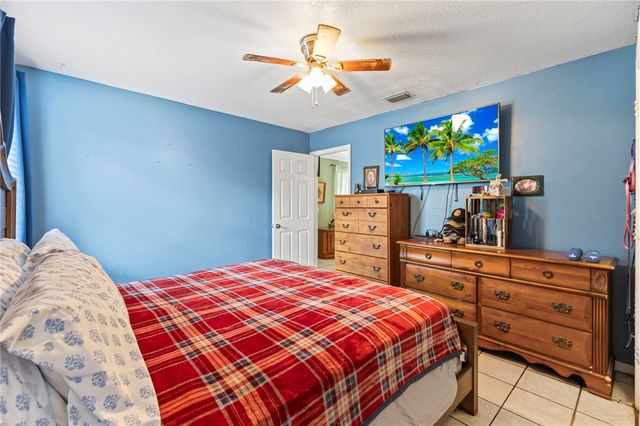 9335 103rd Avenue, Vero Beach, FL 32967